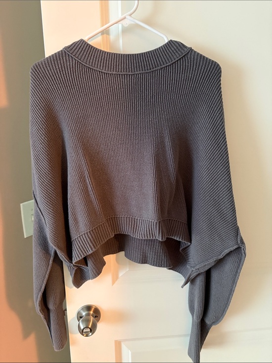 Free People Sweaters - Free People Relaxed Cropped Scoop-Neck Sweater in Charcoal